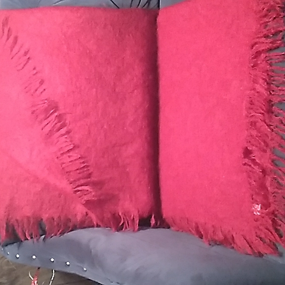 HIGHLANDS THROW BEAUTIFUL AND COZY - Picture 9 of 11